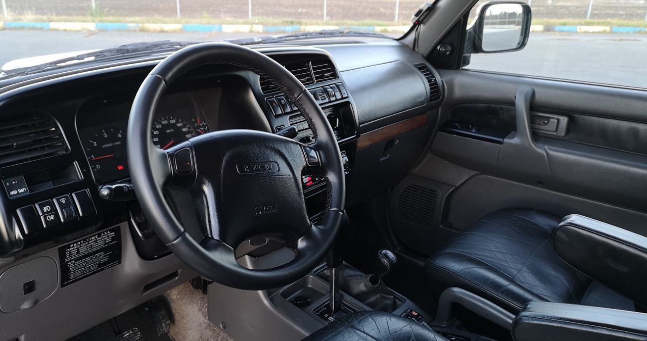 Isuzu Trooper foto 8