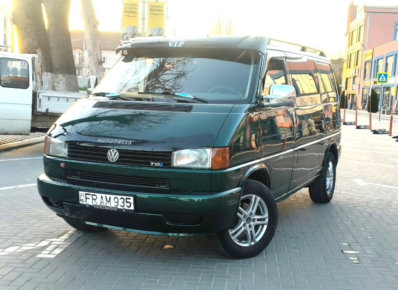 Volkswagen T4 foto 0