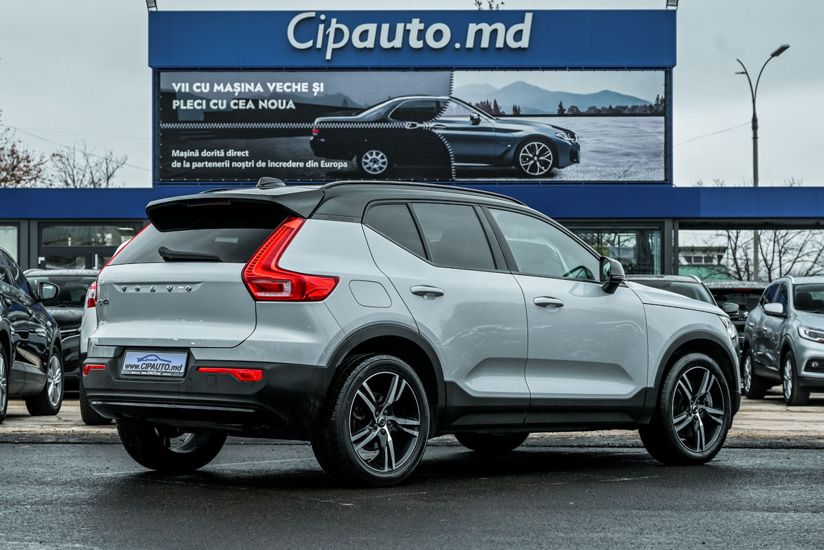 Volvo XC40 foto 1