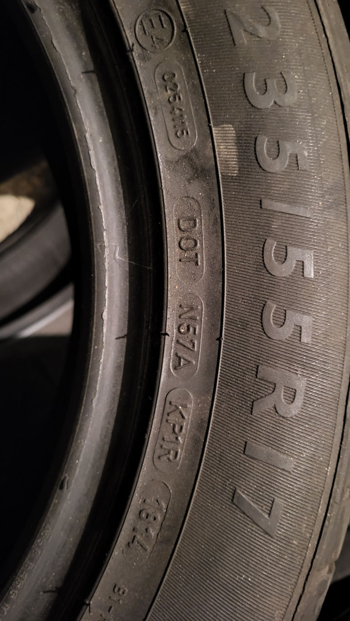 R17 235/55 Dunlop foto 3