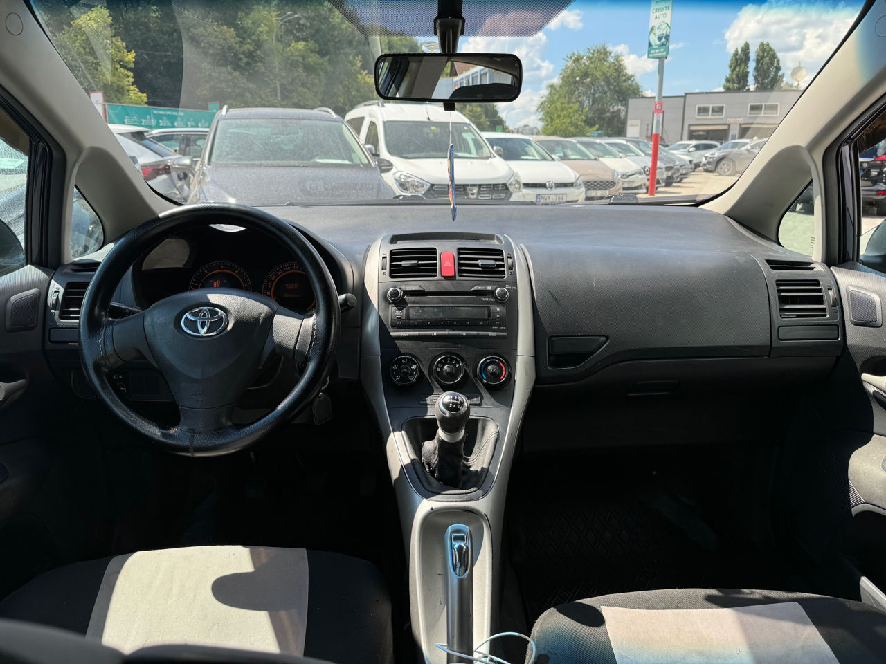 Toyota Auris foto 14