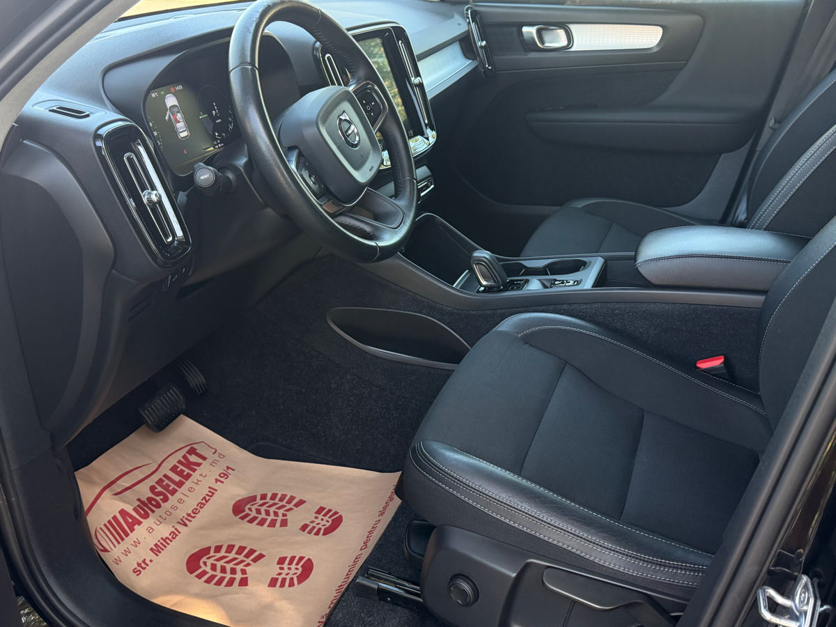 Volvo XC40 2020 photo 8