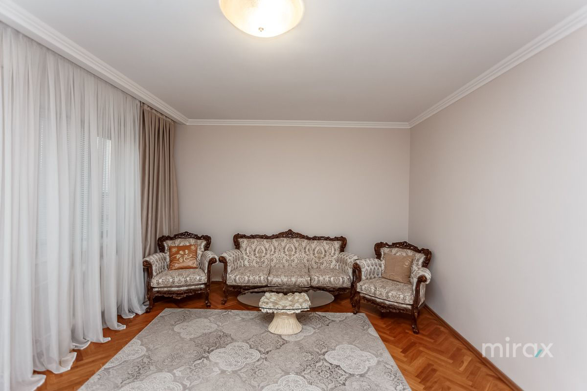 Apartament cu 4 camere, 127 m², Râșcani, Chișinău foto 1