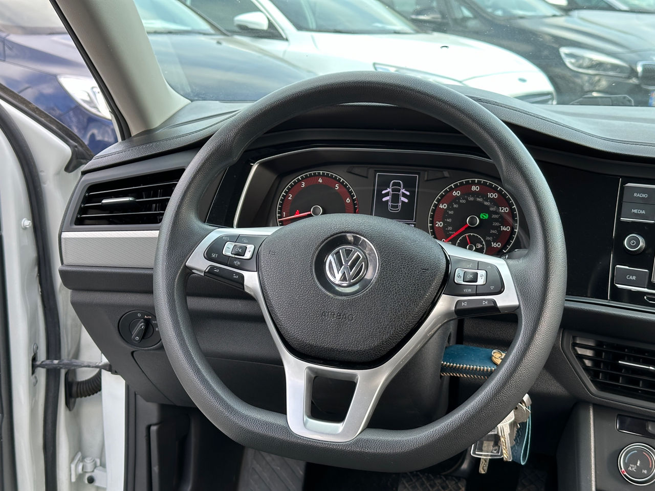 Volkswagen Jetta foto 6