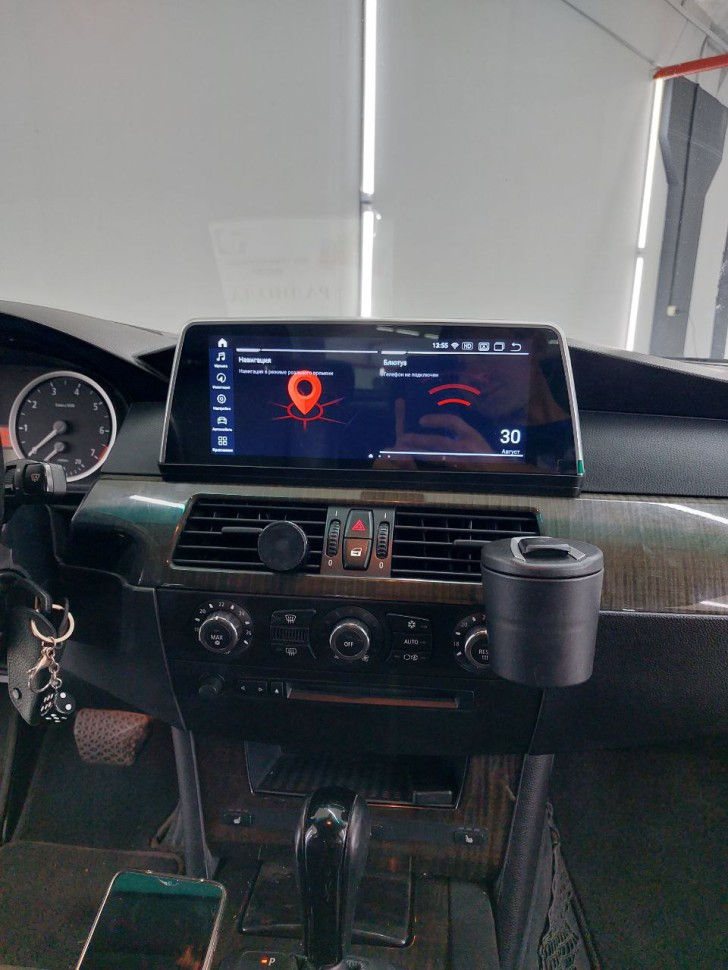 BMW - замена штатных мониторов и приборные панели на Android фото 7