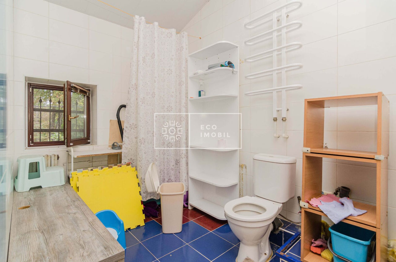 Vânzare, oficiu, Centru, str. București, 160 m.p., 320000€ foto 16