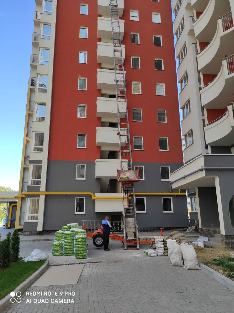 Lift mobil exterior pana la etajul 15, nacela, Мобильный лифт, Вышка foto 4