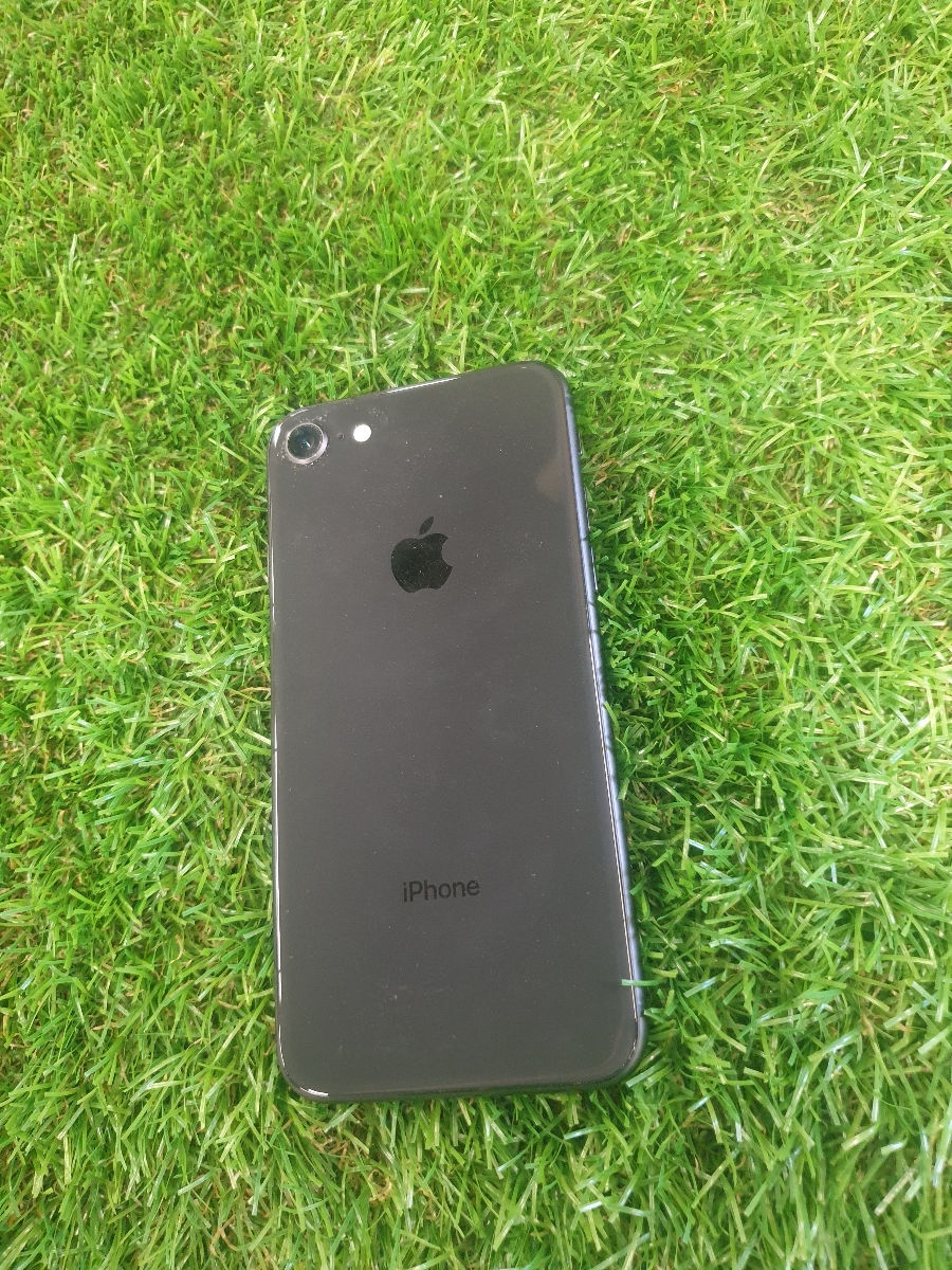 Iphone 8 64 gb foto 7