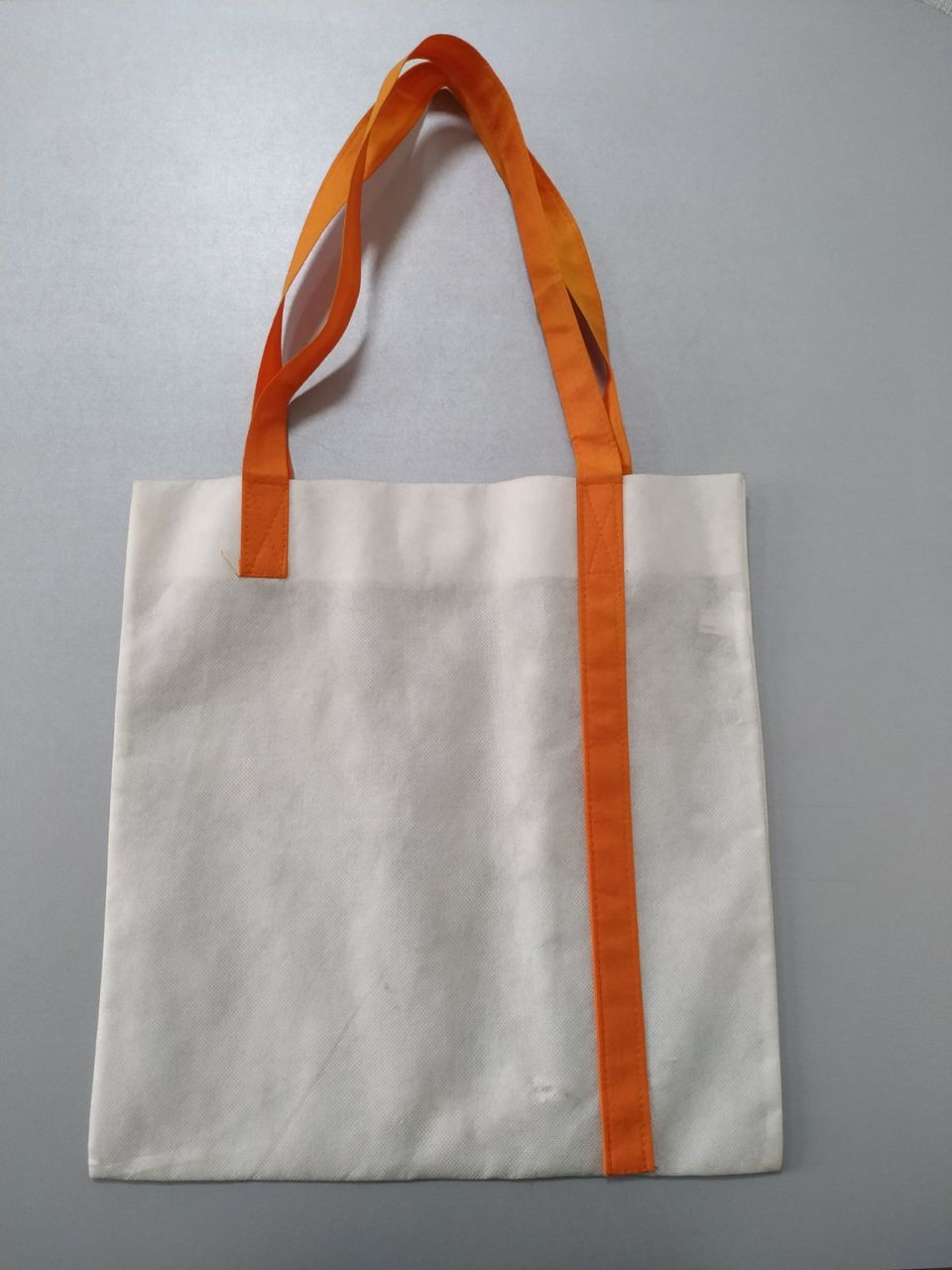 Реклама, сувениры, нанесение логотипа брелки, часы, футболки, флаги ...