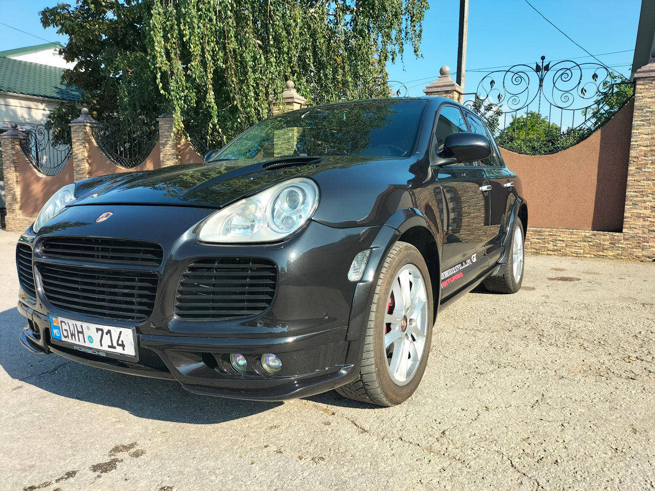 Porsche Cayenne фото 2