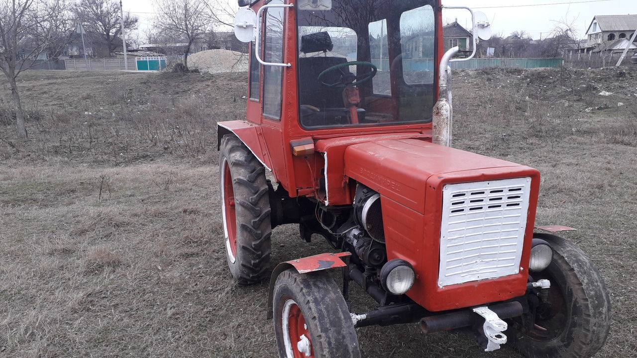 T25