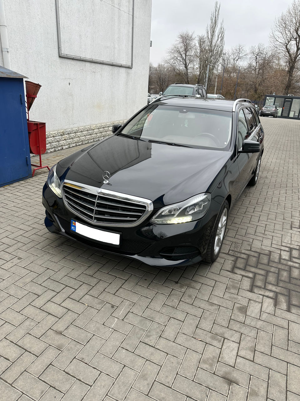 Mercedes E-Class foto 0