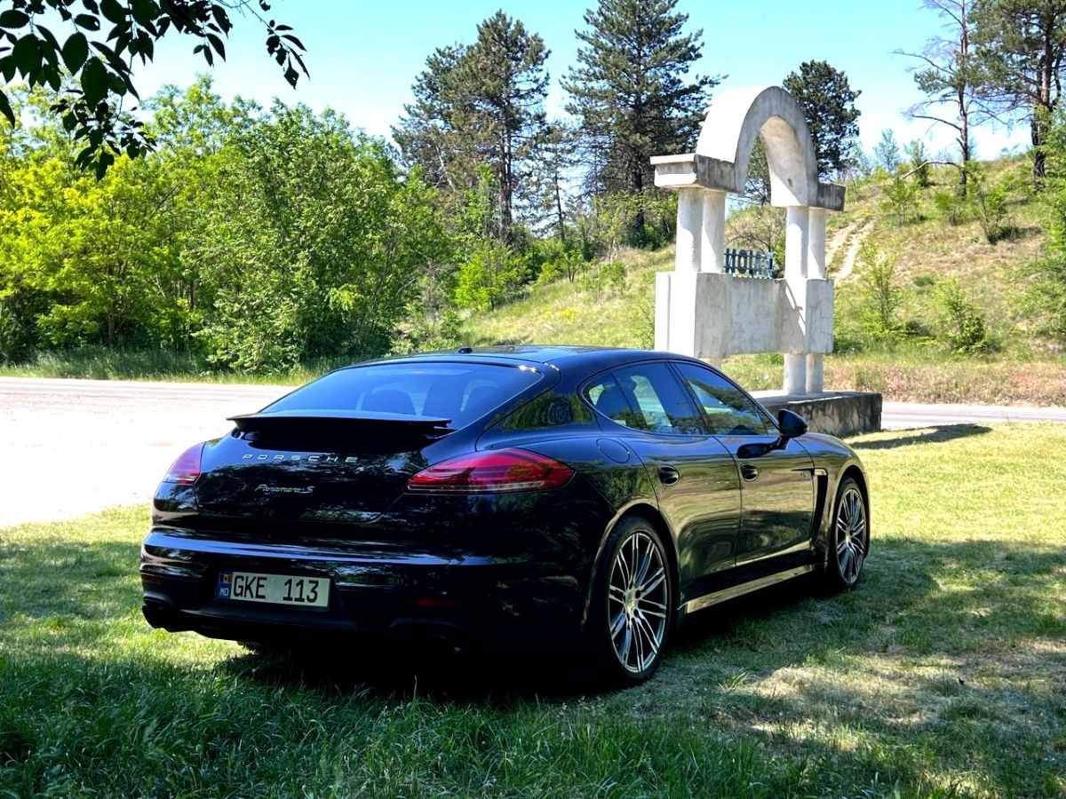 Porsche Panamera фото 7