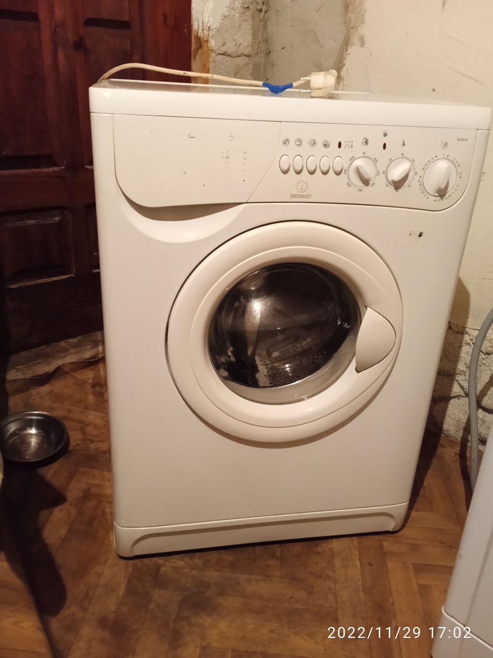Продам стиральную машинку