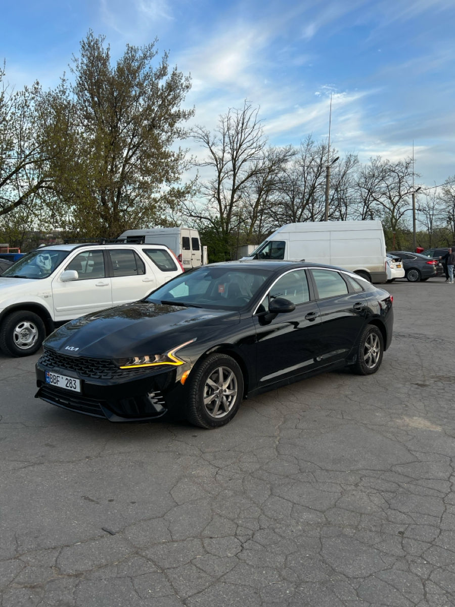 KIA K5 фото 4