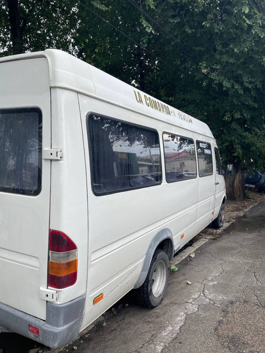 Mercedes Sprinter foto 2