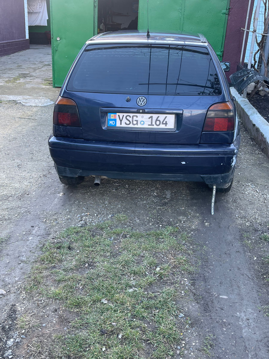 Volkswagen Golf foto 2