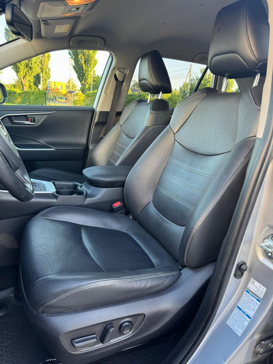 Toyota Rav 4 foto 6
