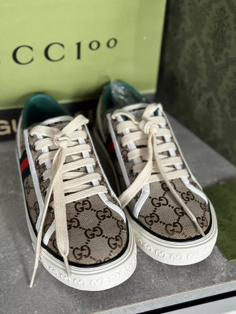 Ghete Gucci foto 2