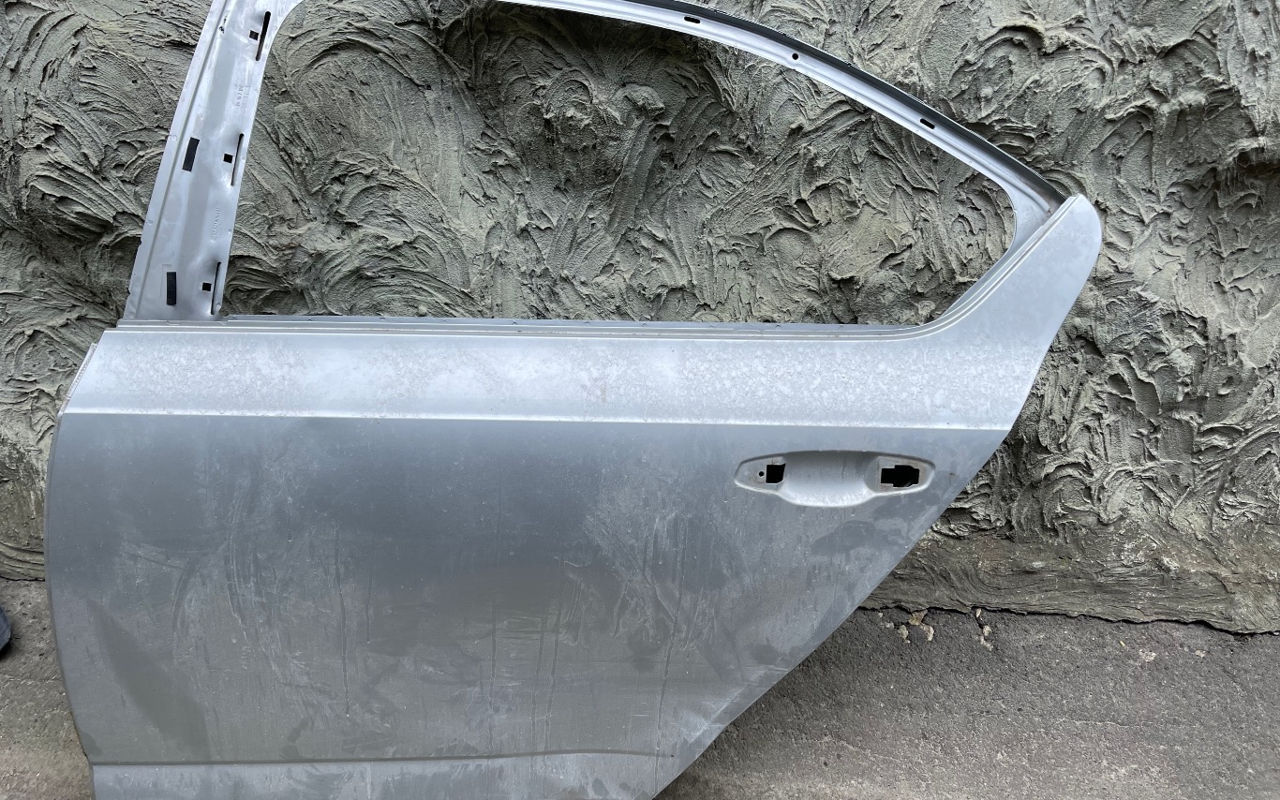 Skoda Octavia A7 запчасти ! фото 8