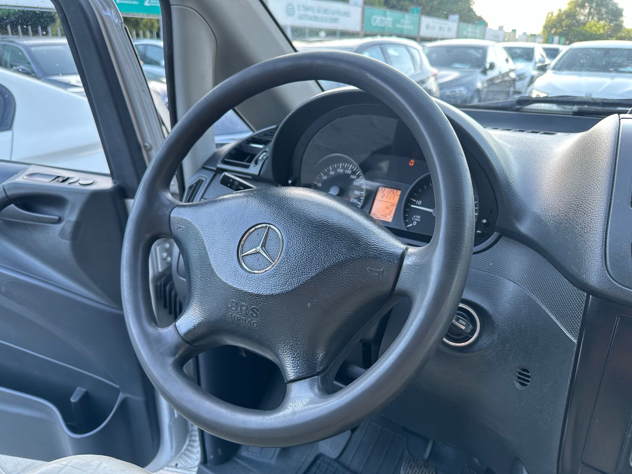 Mercedes Vito foto 13