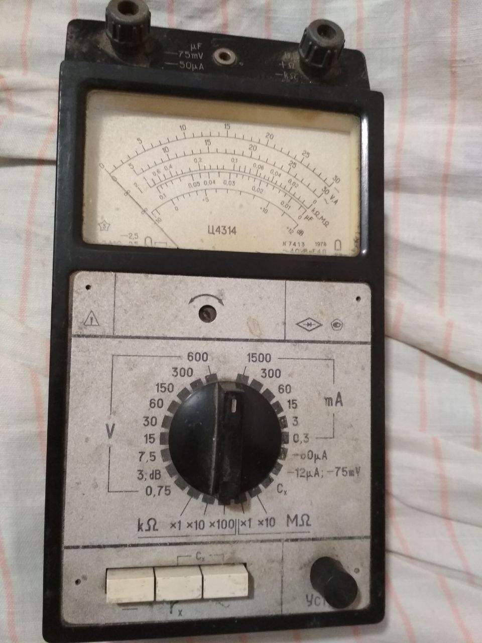 тестер Ц4314 аналоговый уникальный продам ц4323 новый продам