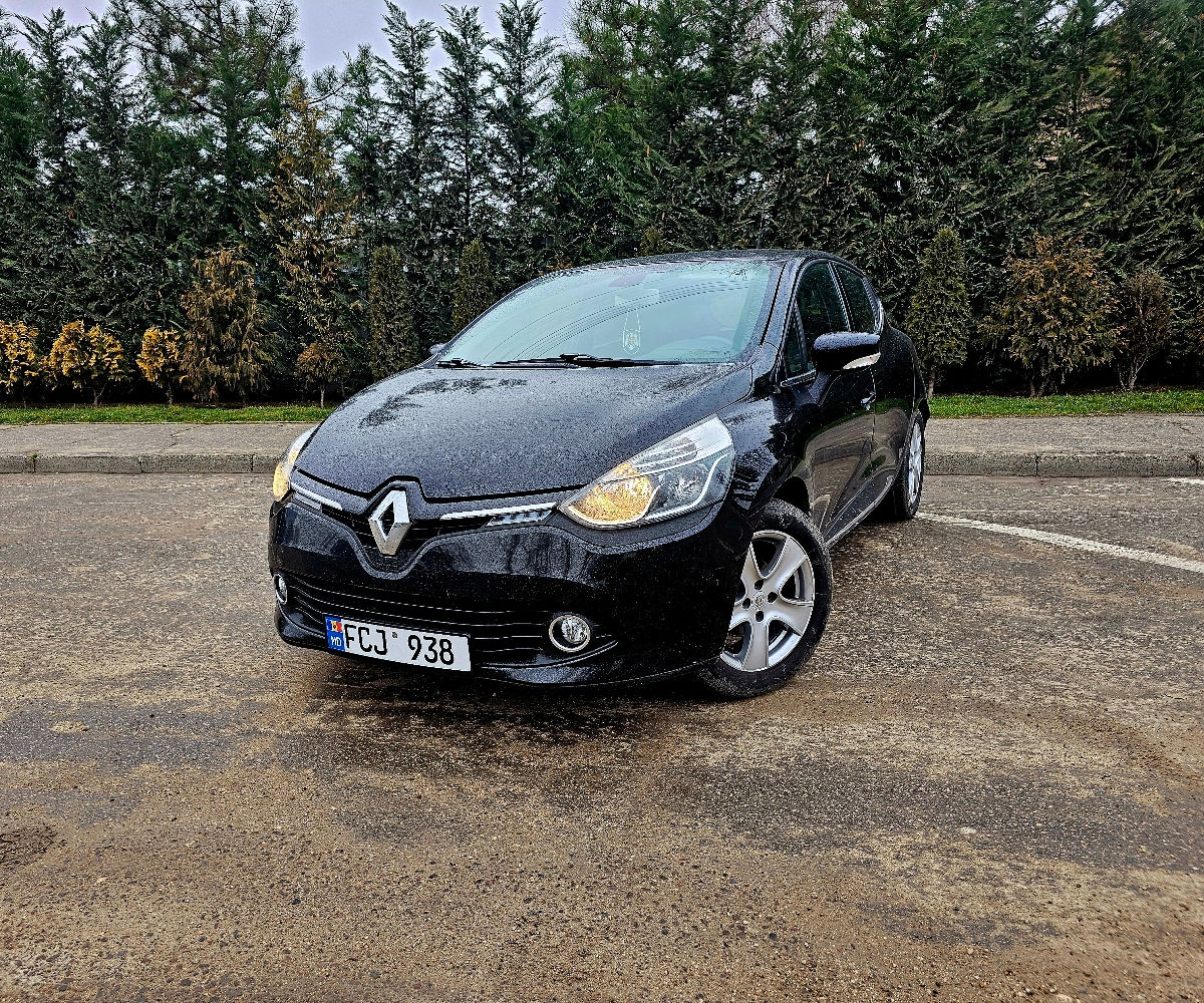 Închiriere auto foto 0