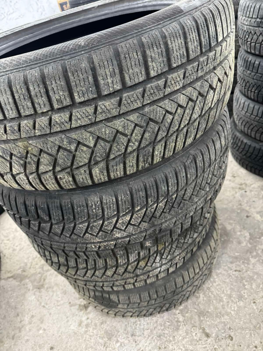 235/50 R19 Continental