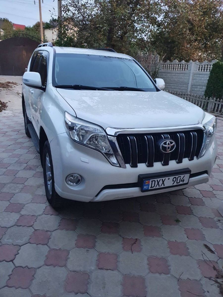 Toyota Land Cruiser Prado foto 0