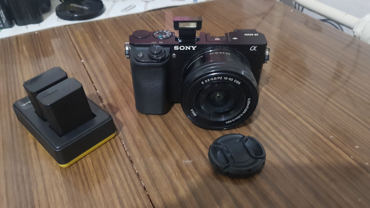 sony alpha 6009