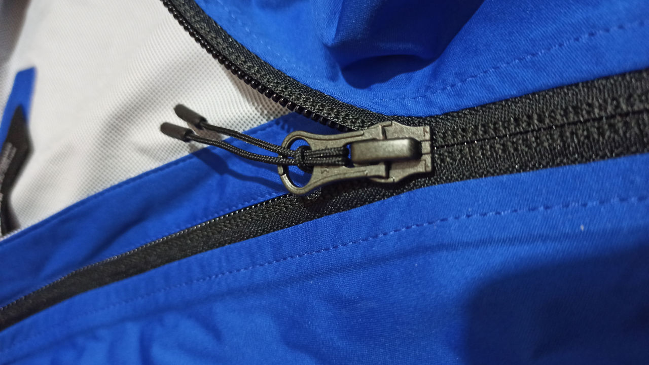 Куртка женская The North Face оригинал из США, размер  М. ( маломерит больше похожа на S, полу обхва фото 7