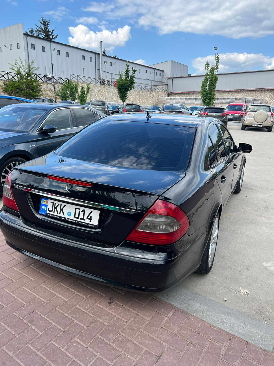 Mercedes E-Class foto 2