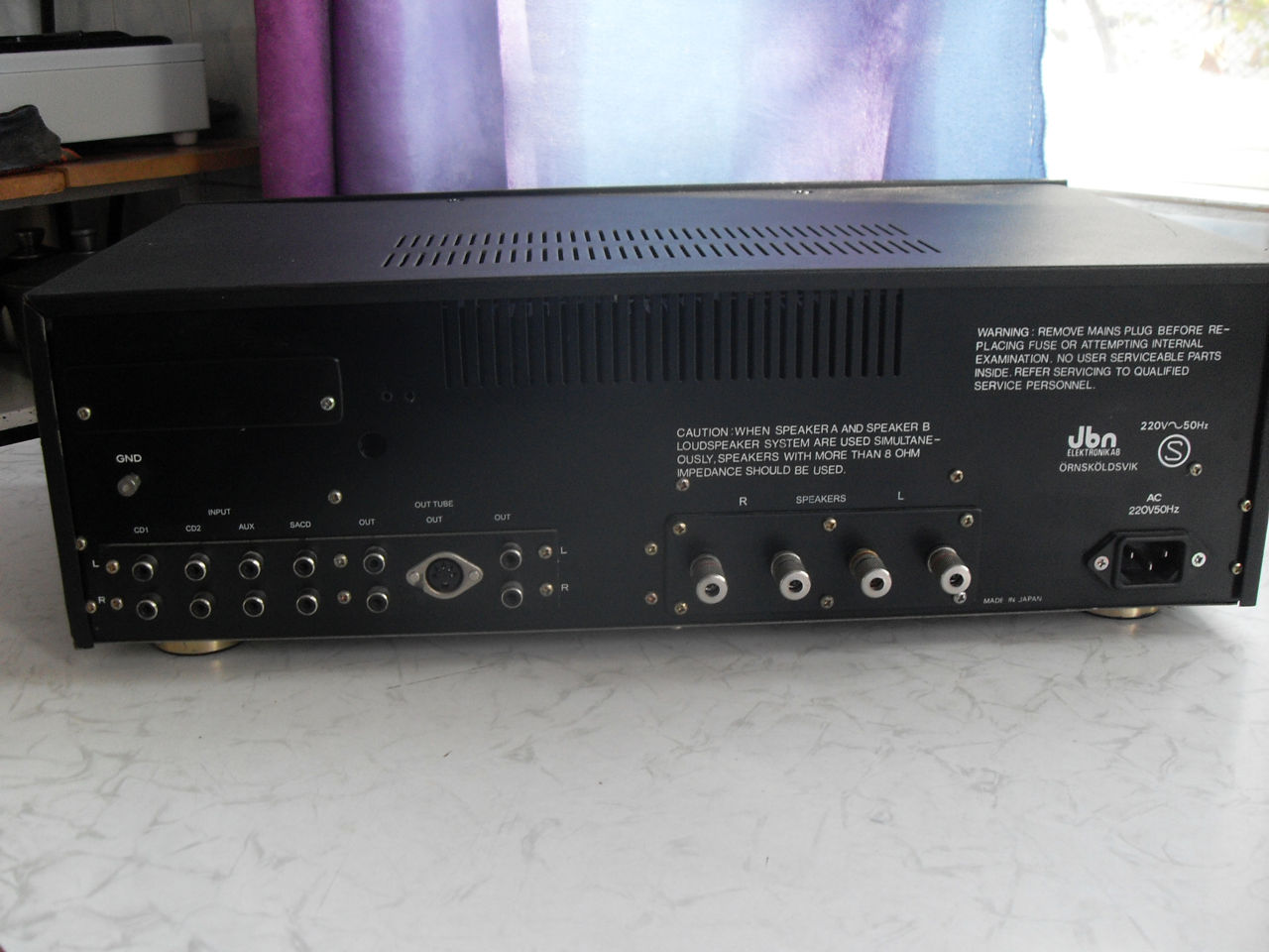 Усилитель ультралинейный и аутентичный JBN.