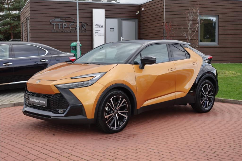 Toyota C-HR foto 0