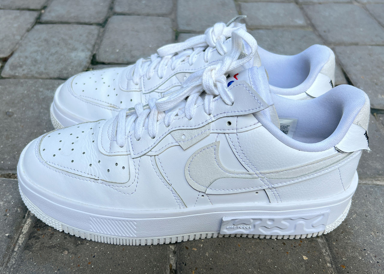 Nike Air Force 1 Low Fontanka Triple White. Размер 39. Оригинал. В идеальном состоянии. foto 1