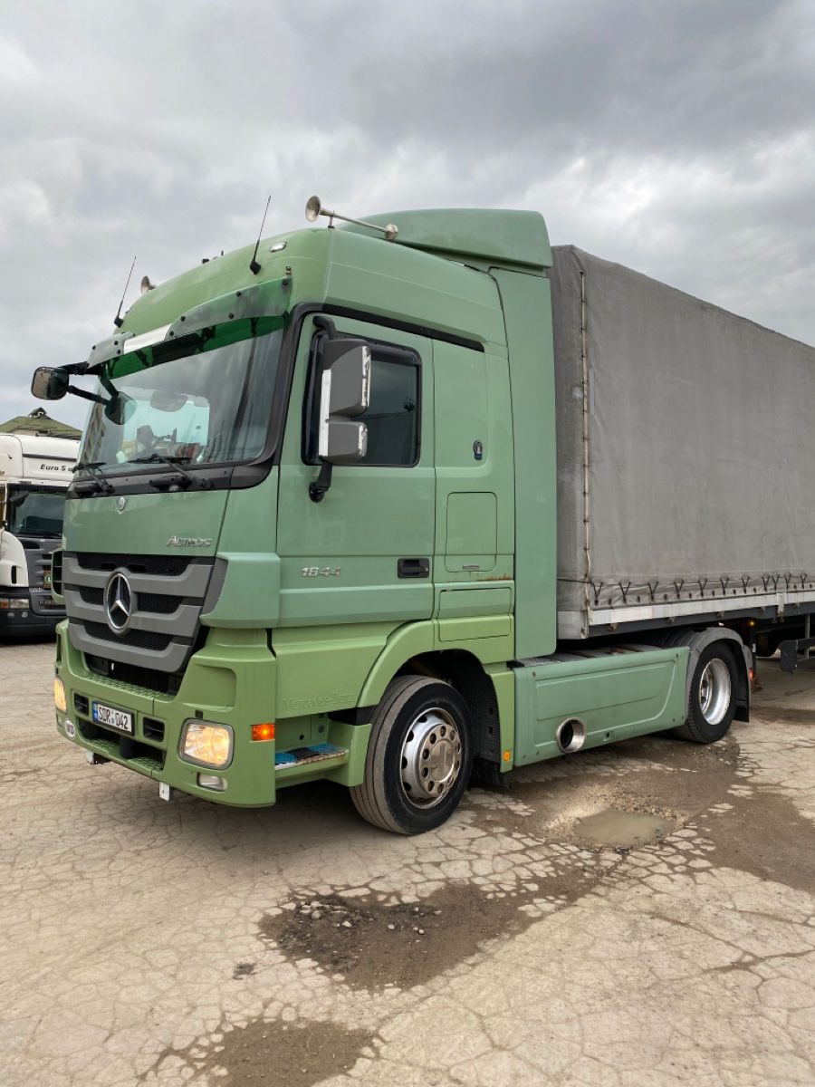 Mercedes Actros фото 1