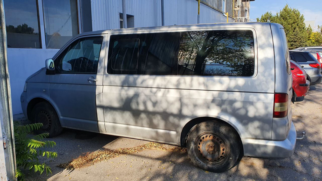 Разборка (Dezmembrarea) VW T5 Caravelle 2.5 ТDI, 2008 foto 4