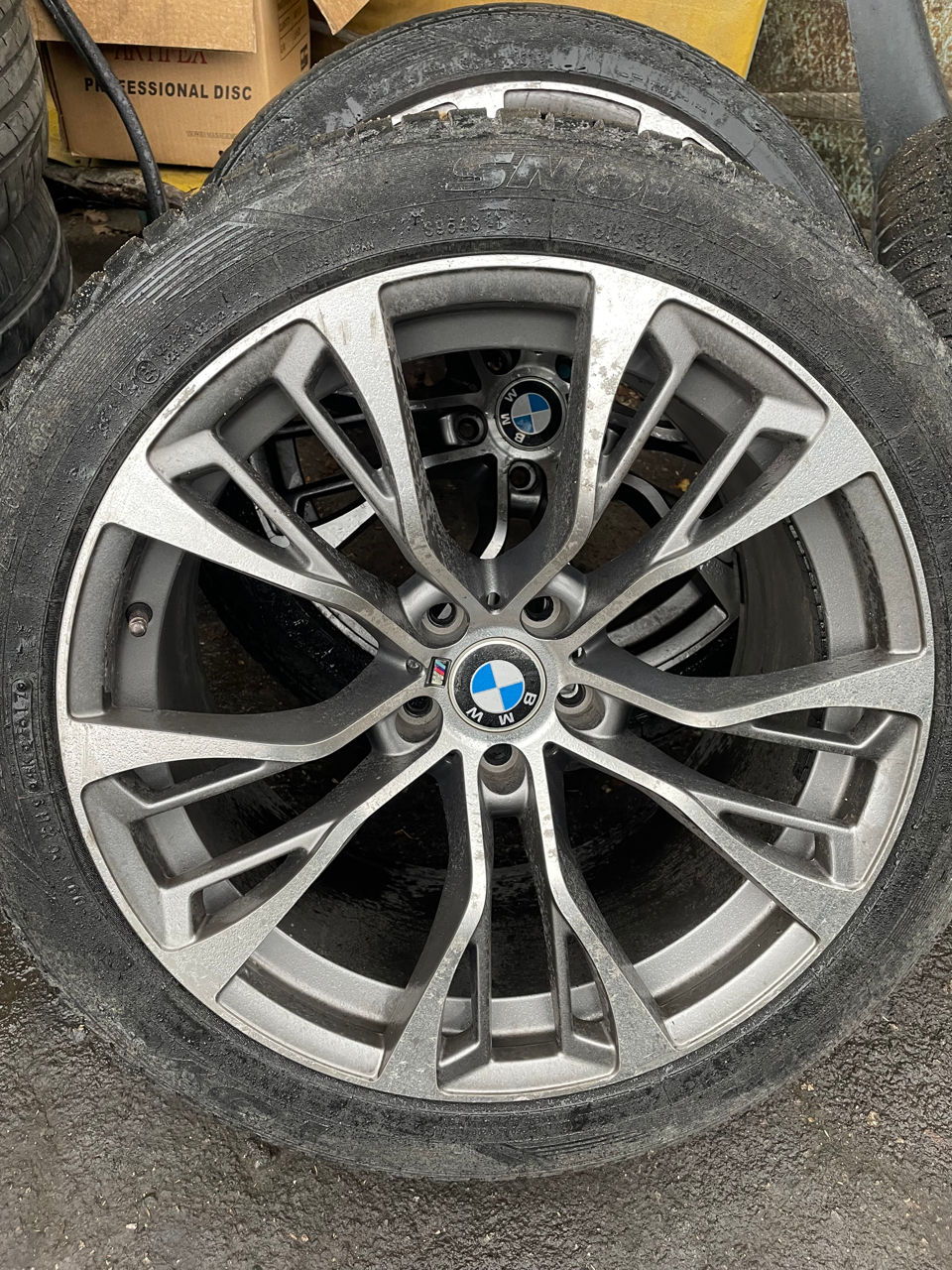 Bmw x5 фото 1