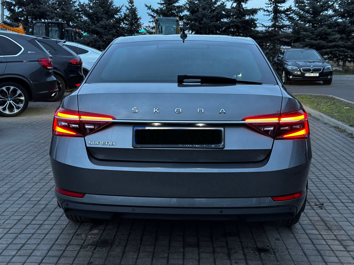 Skoda Superb foto 4