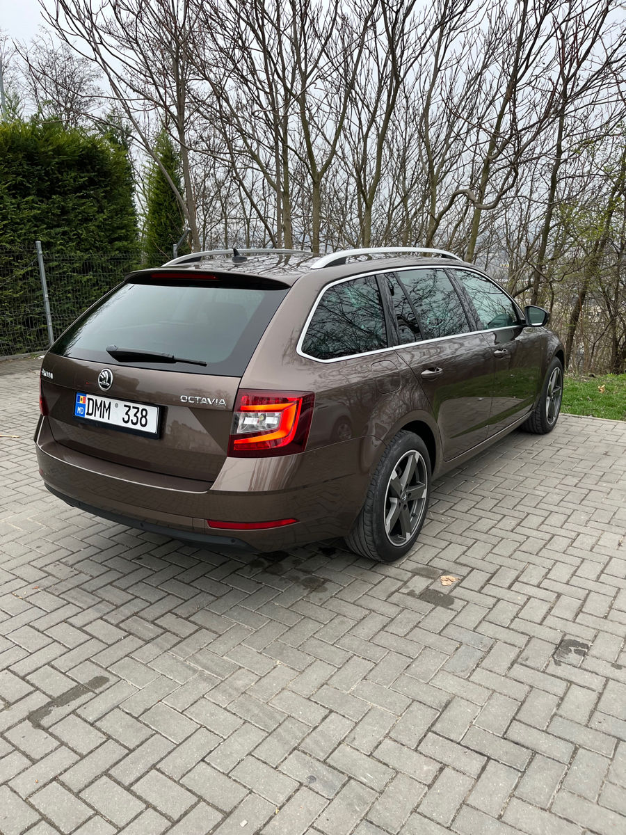 Skoda Octavia foto 2