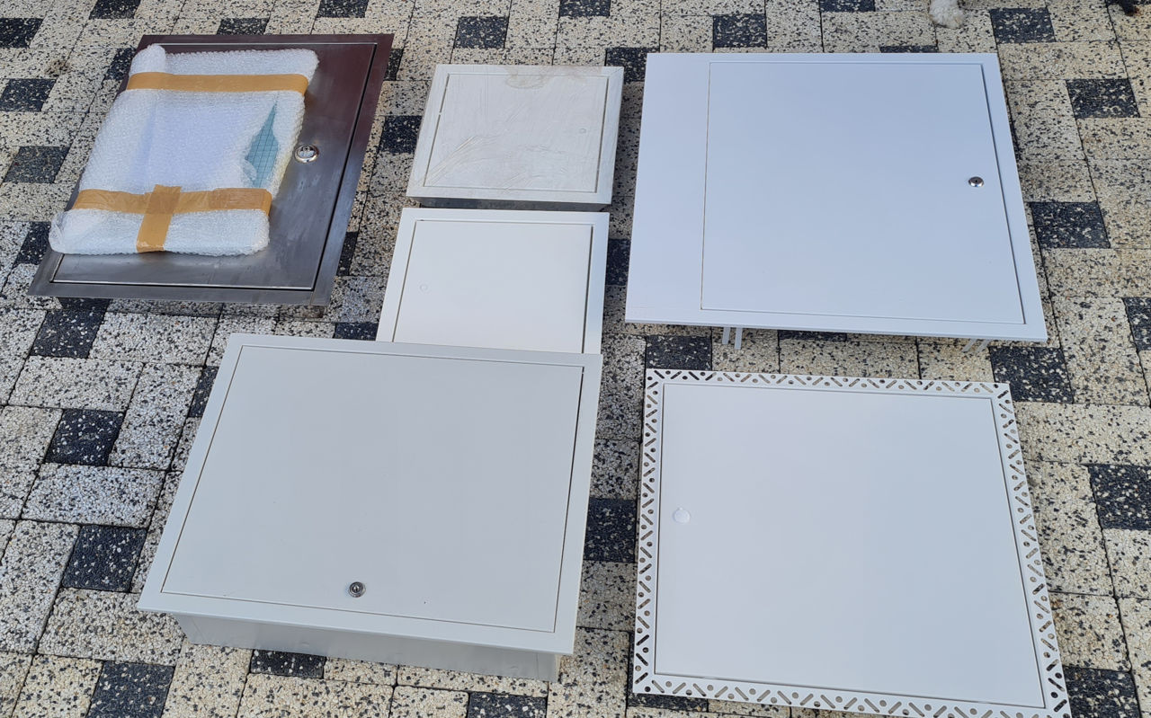 Uşa de revizie inox foto 2