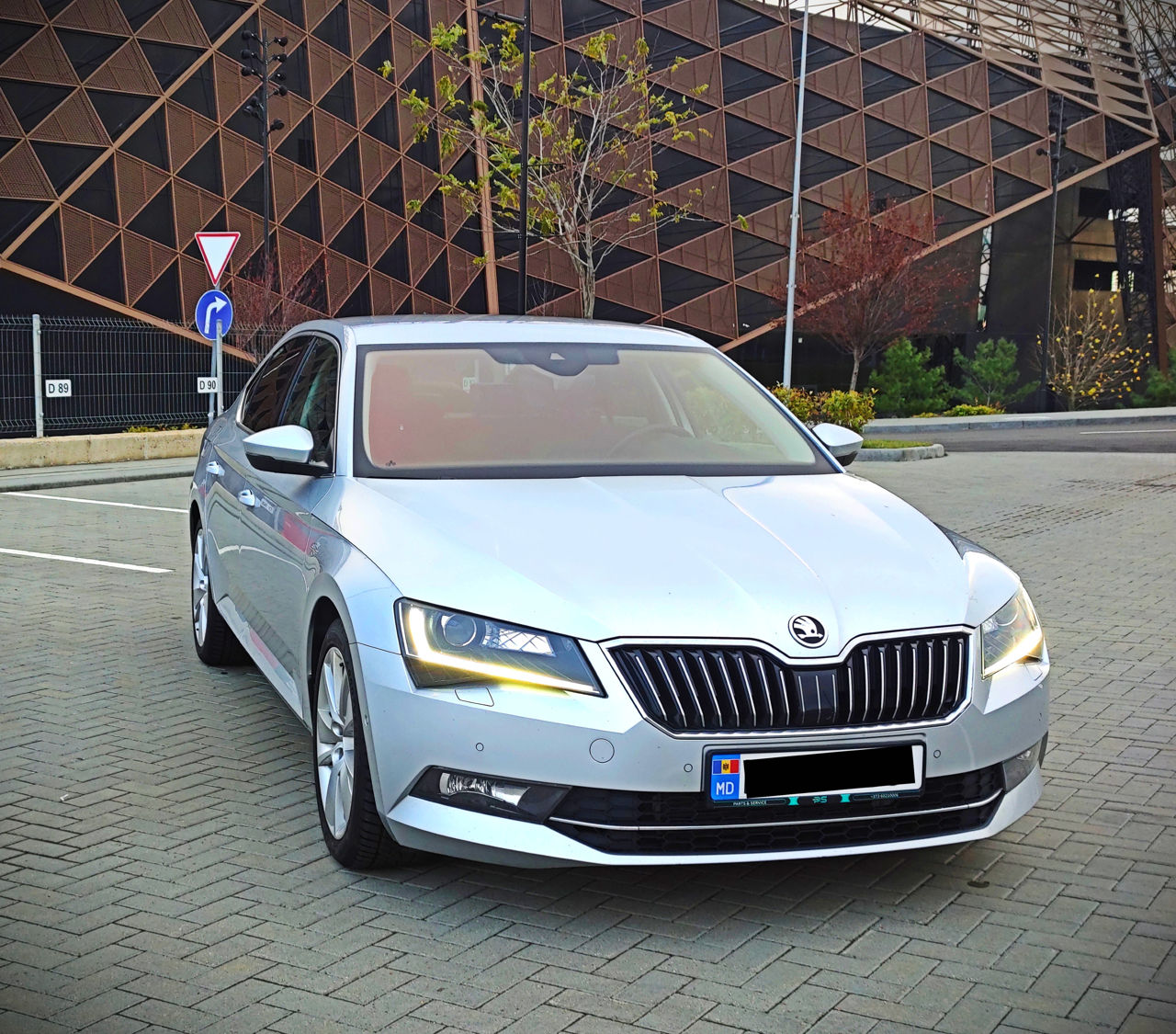 Skoda Superb foto 0