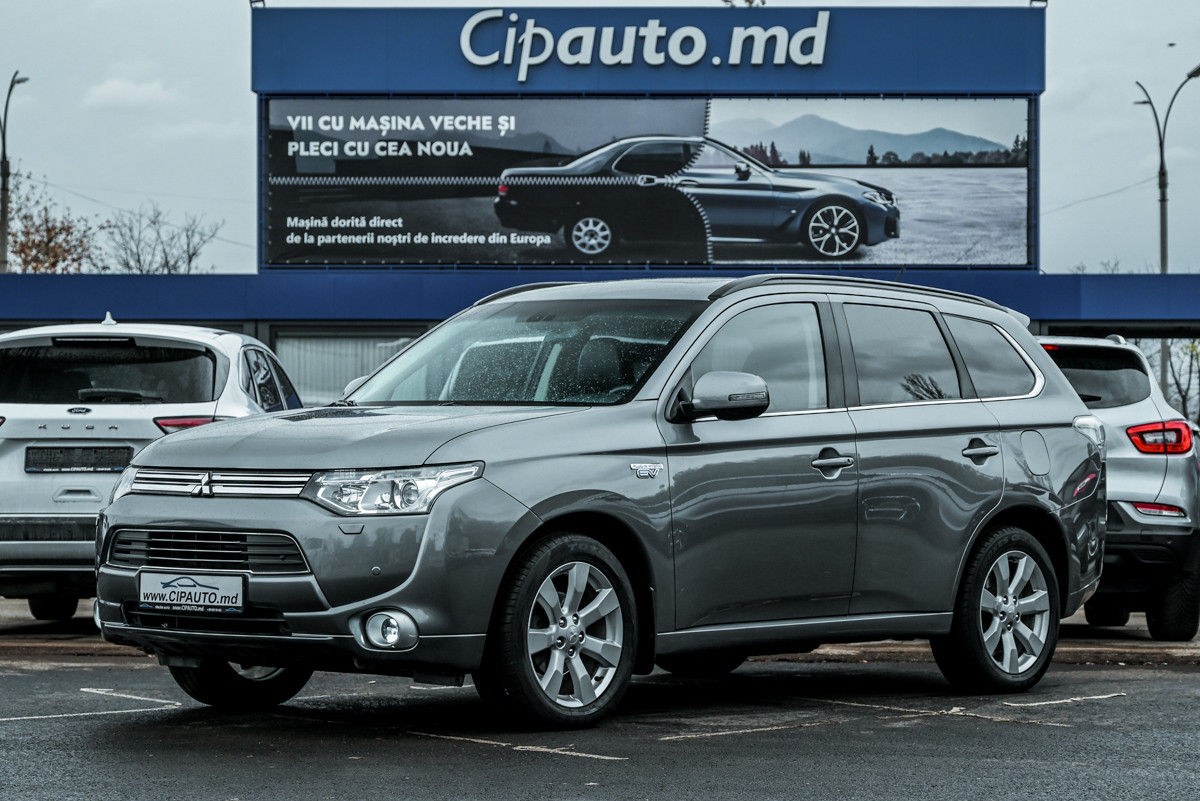 Mitsubishi Outlander foto 3