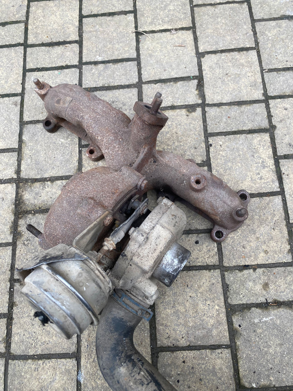 Turbina 1.9 TDI VW golf  IV фото 0