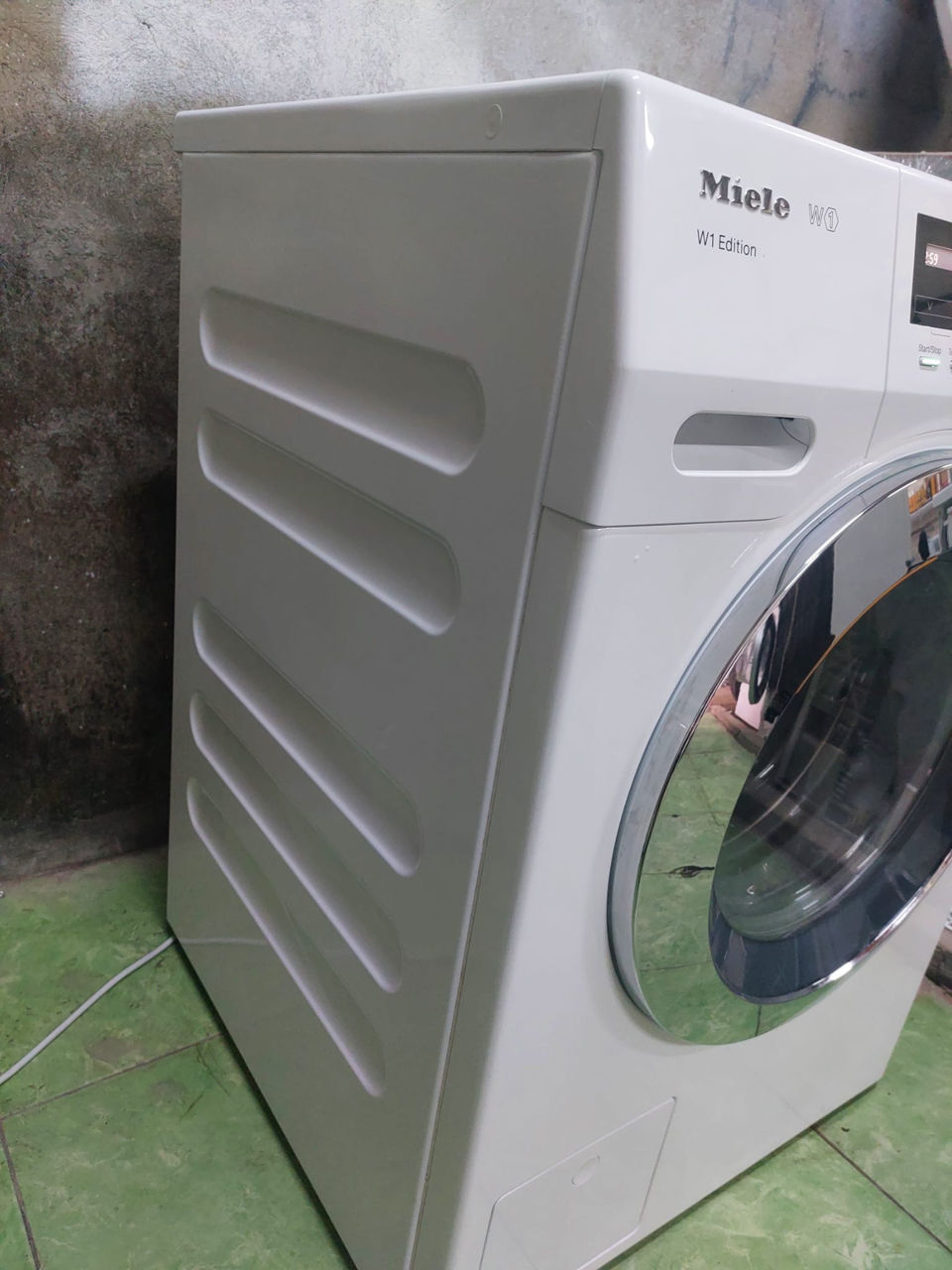 Стиральная машина Miele WKD 130 WPS идеальная из Германии!