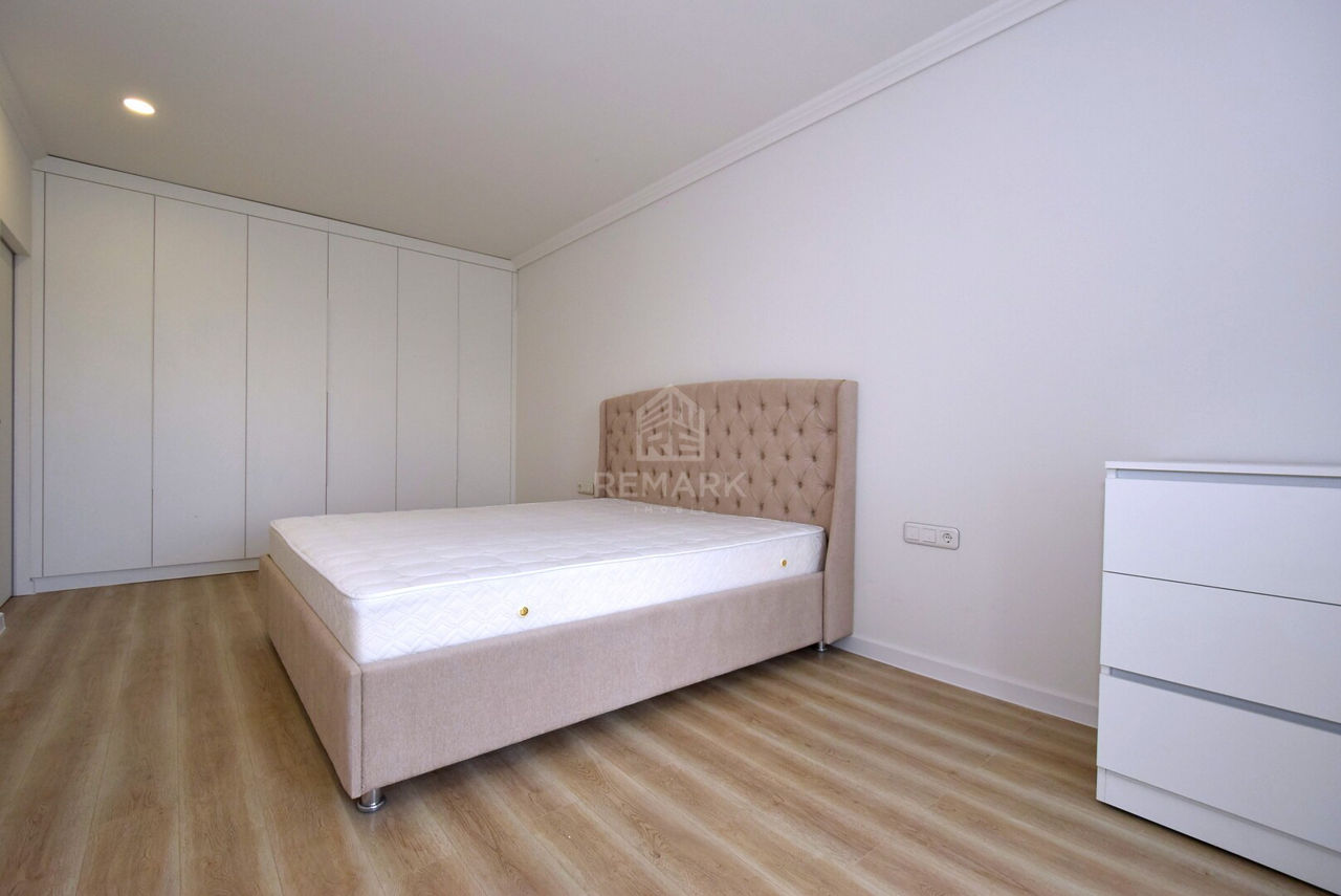 Apartament cu 2 camere, 78 m², Centru, Chișinău foto 6