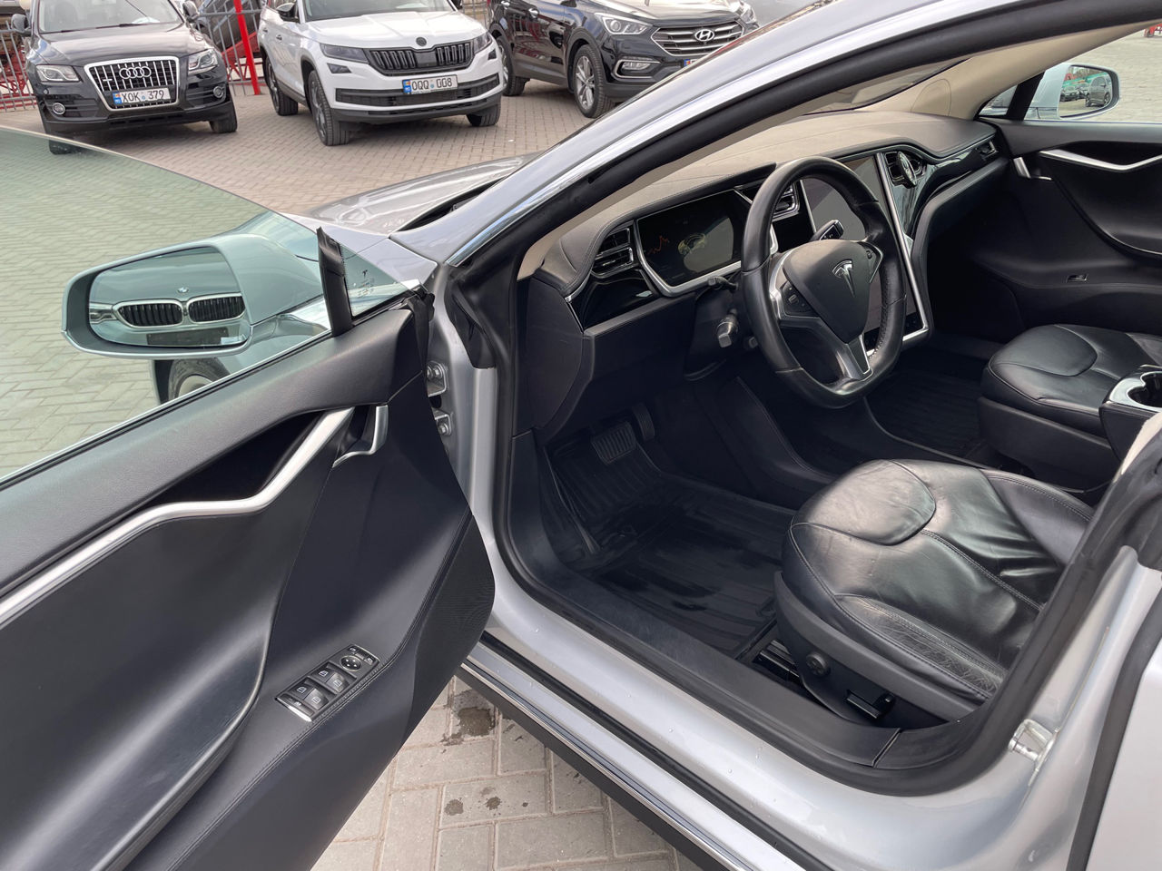 Tesla Model S foto 6