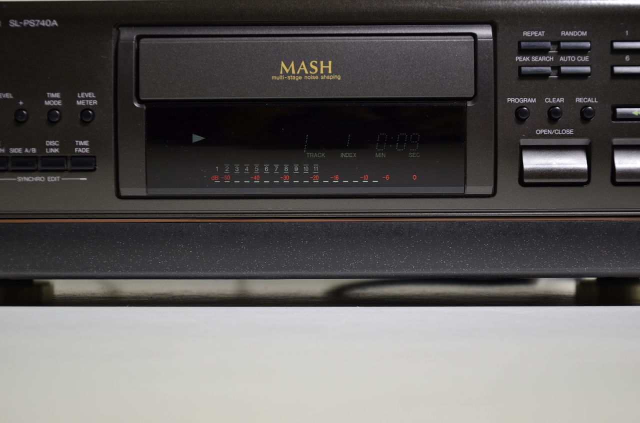 Technics SL-PS740A TOP CD Player фото 2