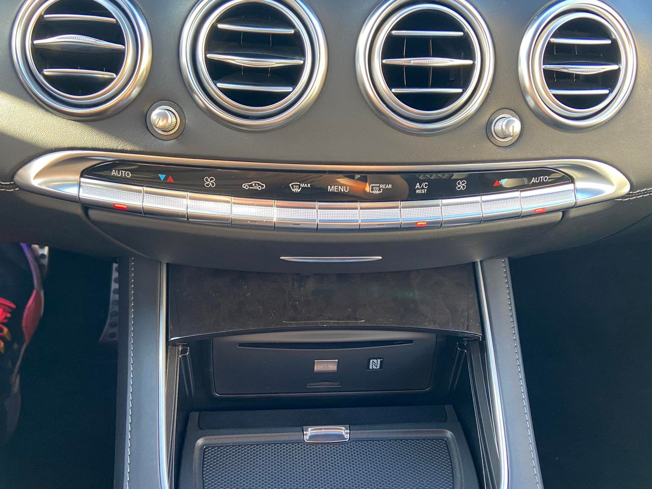 Mercedes S-Class foto 14