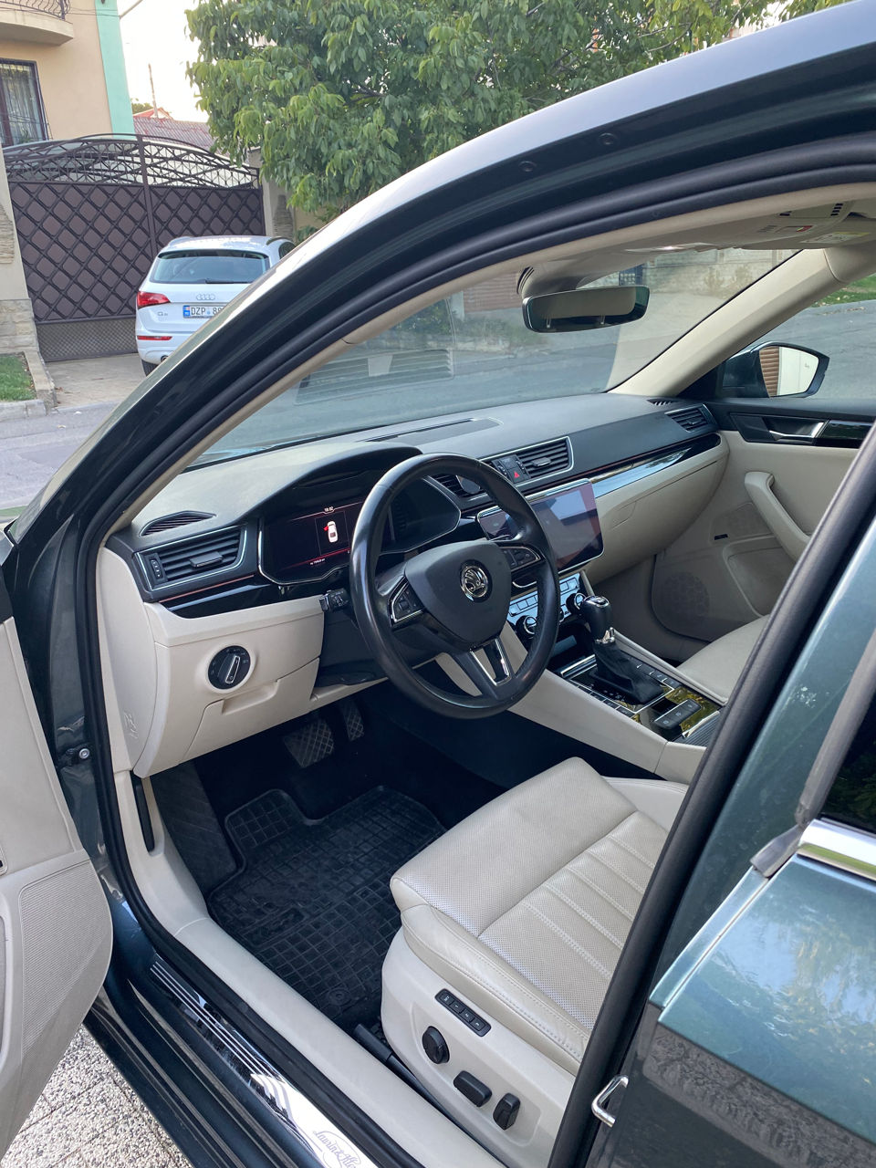 Skoda Superb foto 4
